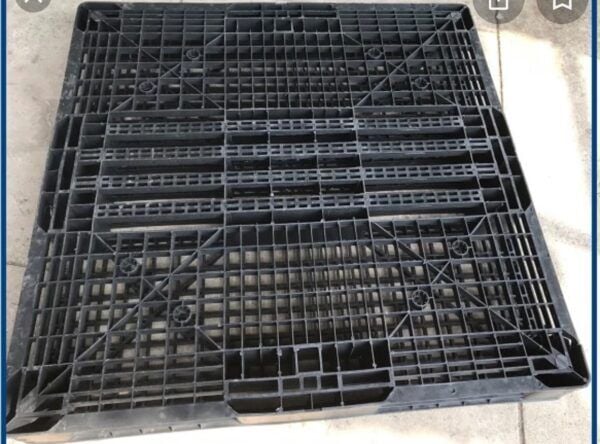 Pallet hai mặt KT 1100x1100x120mm