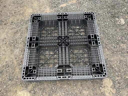 pallet nhựa cũ KT 1000x1000x120 mm